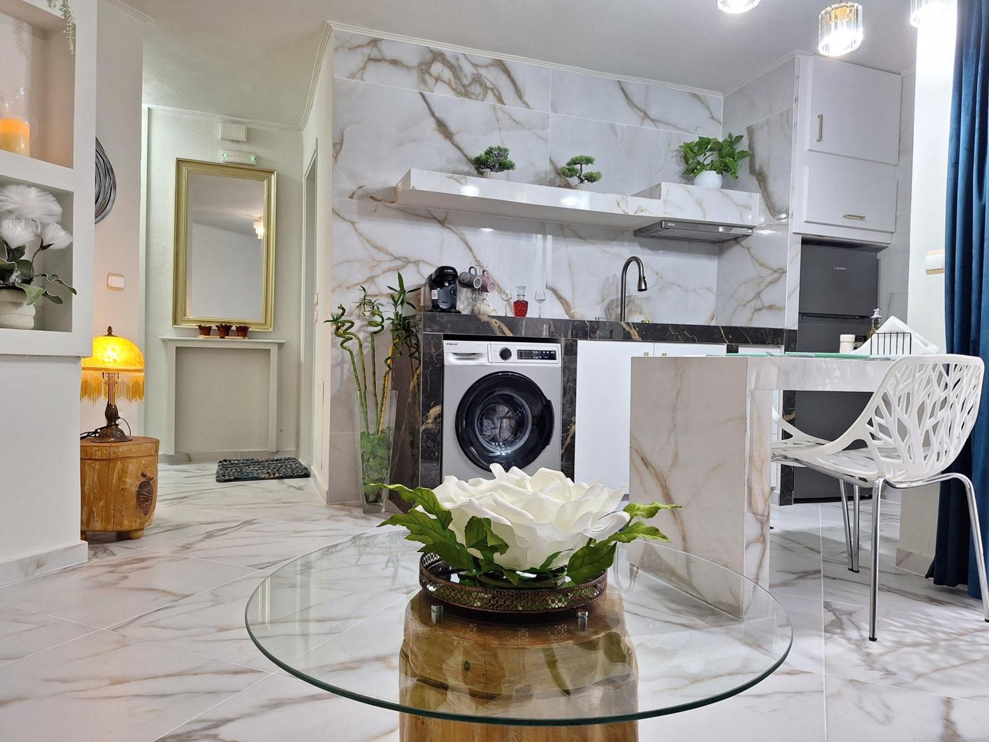 Modern Quiet Apartment In The Center Of Rhodes Rhodes City Exterior foto